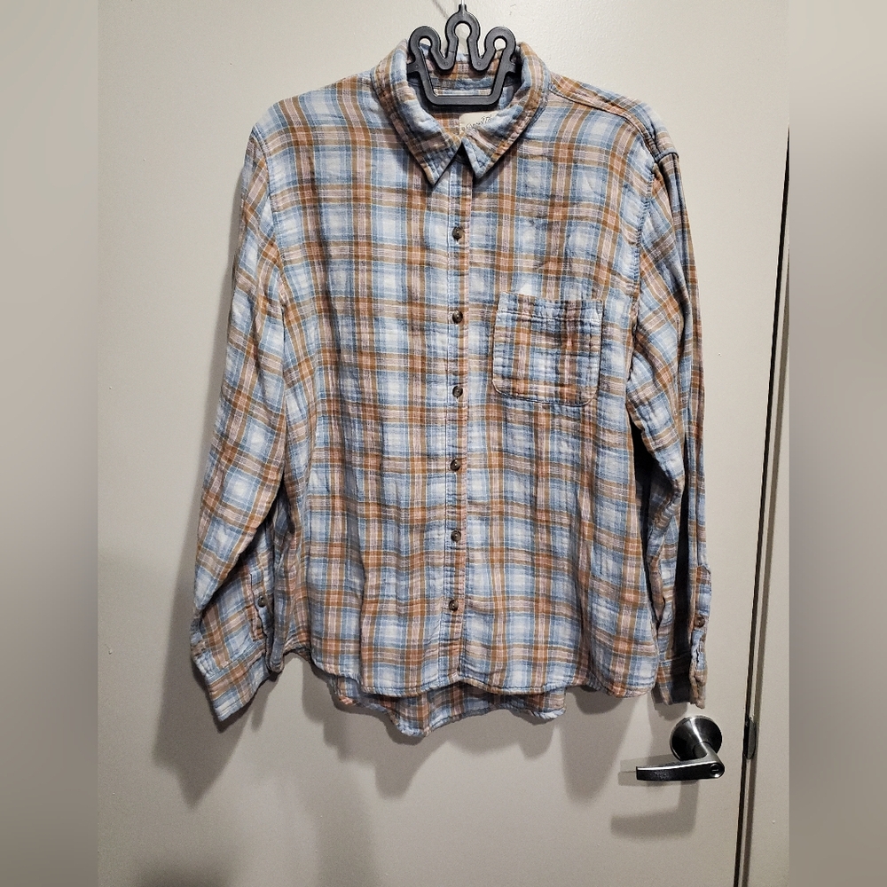 Universal Thread Casual Button Down Shirt Large